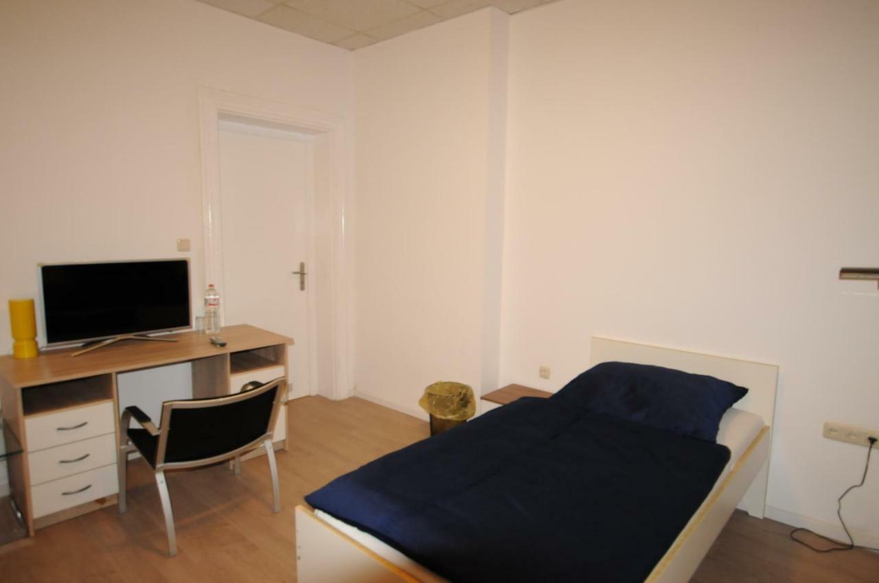 Messezimmer Laatzen Hanóver Exterior foto